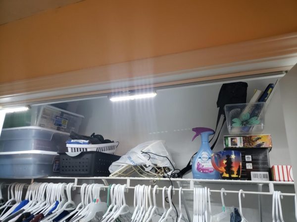 LED-Leuchte mit Bewegungssensor LUMICOM – Vigoshop.de